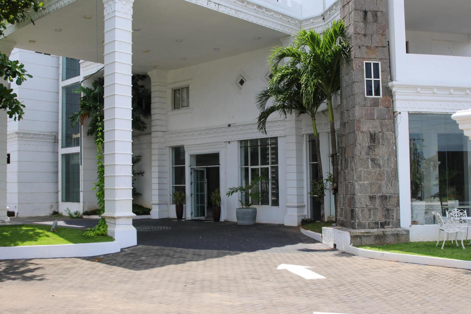 The Kings Bay Hotel By Silvas Negombo Exterior foto