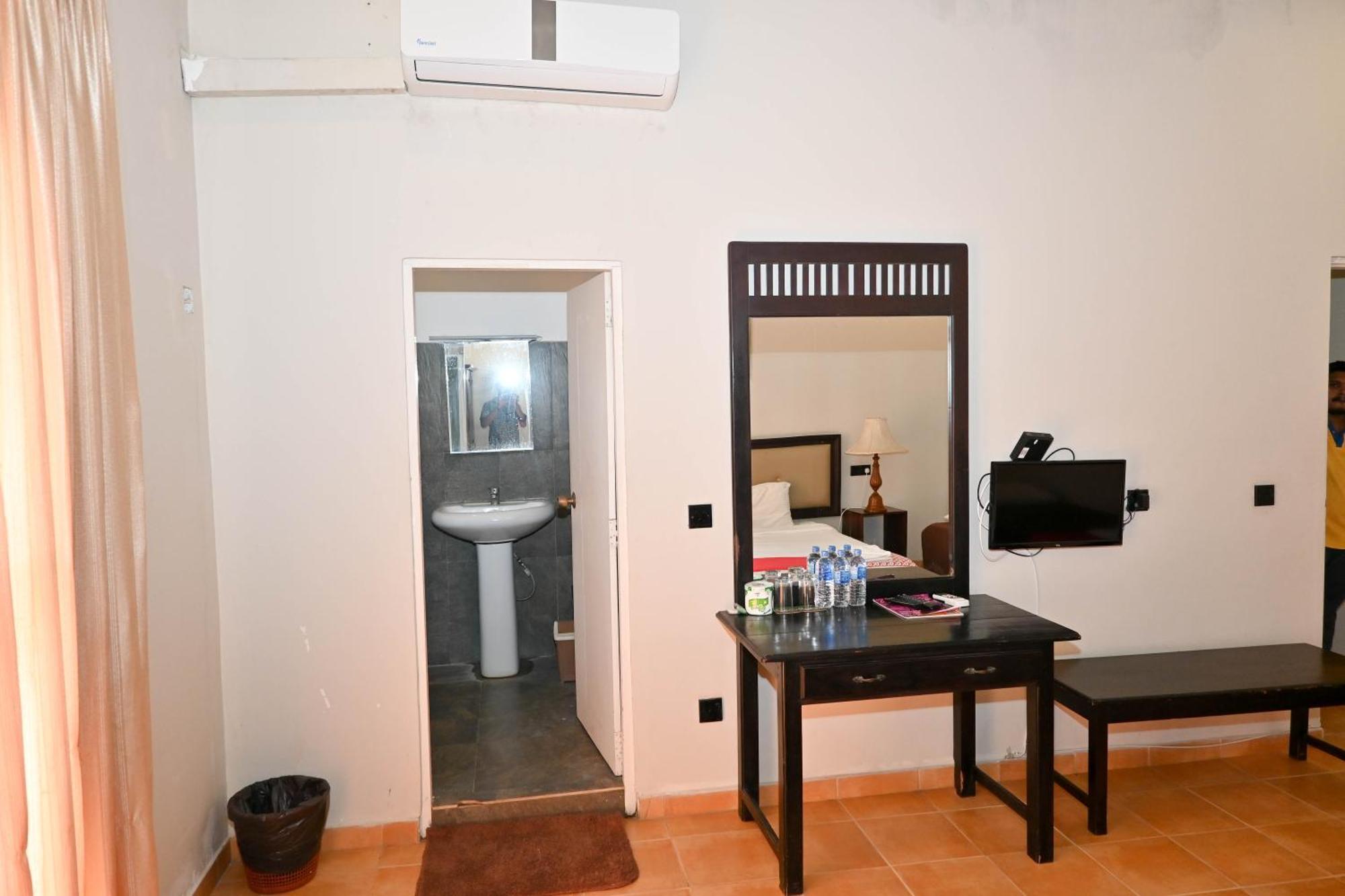 The Kings Bay Hotel By Silvas Negombo Exterior foto